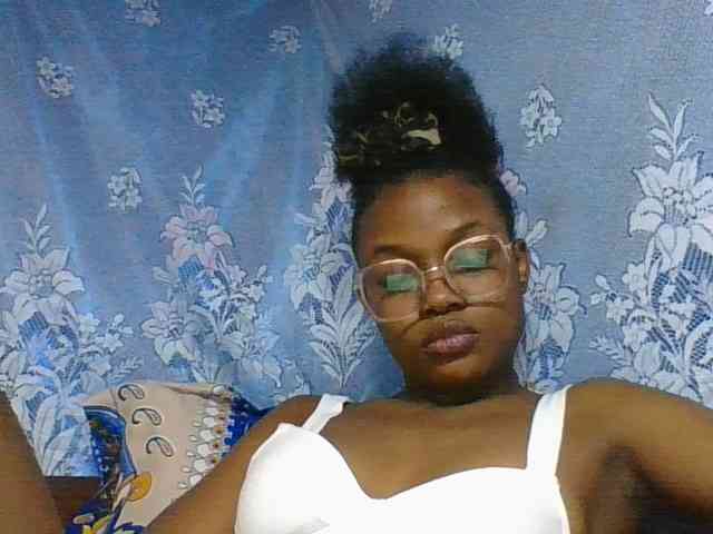 Labella204 webcam