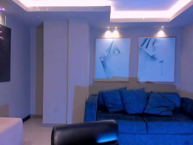 TaraLawrence's BongaCams show and profile