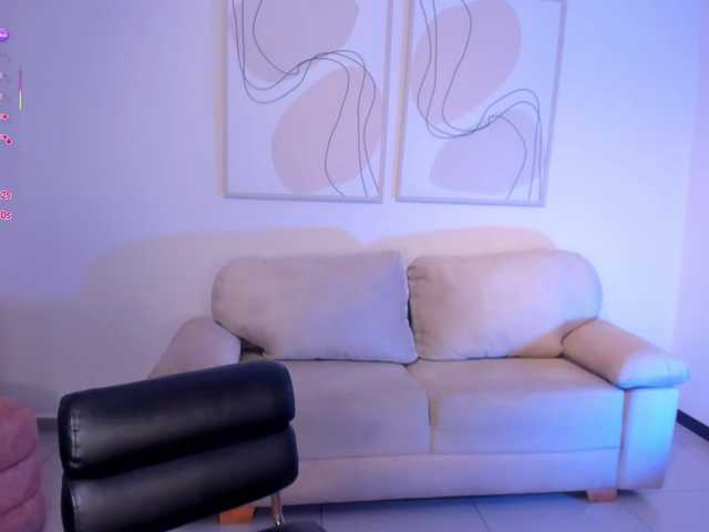 TaraLawrence's BongaCams show and profile