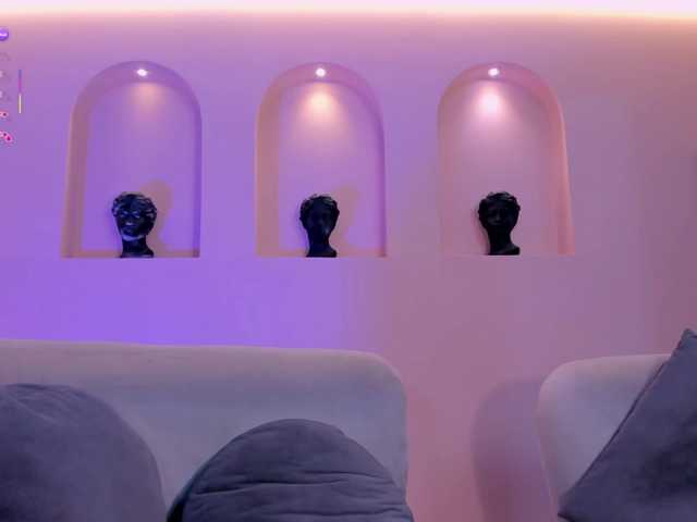 TaraLawrence's BongaCams show and profile