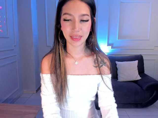 TaraLawrence's BongaCams show and profile