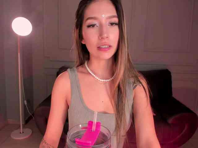 TaraLawrence TaraLawrence