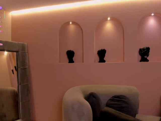 TaraLawrence TaraLawrence