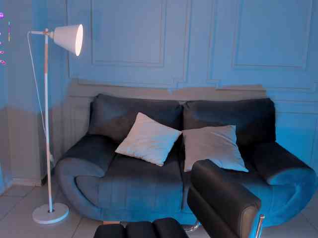 TaraLawrence TaraLawrence