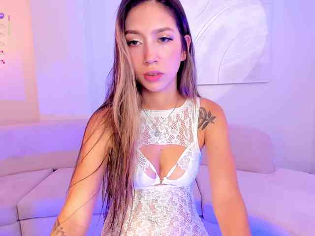 nude amateur live TaraLawrence