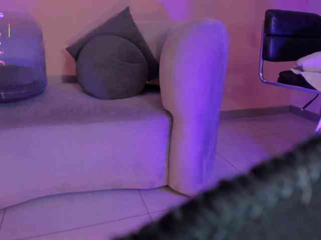 TaraLawrence TaraLawrence