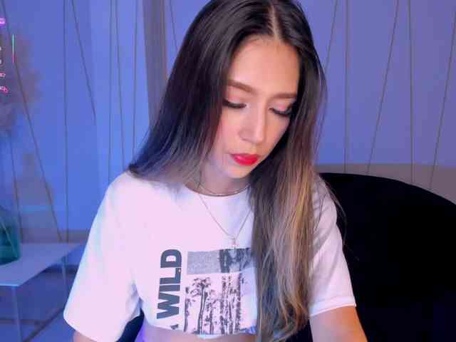 TaraLawrence TaraLawrence