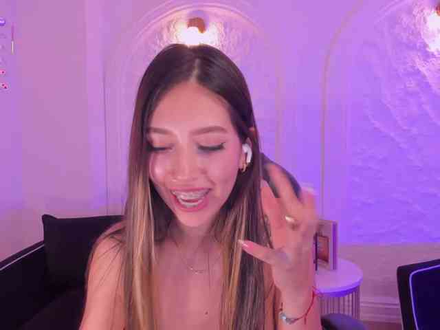 TaraLawrence TaraLawrence