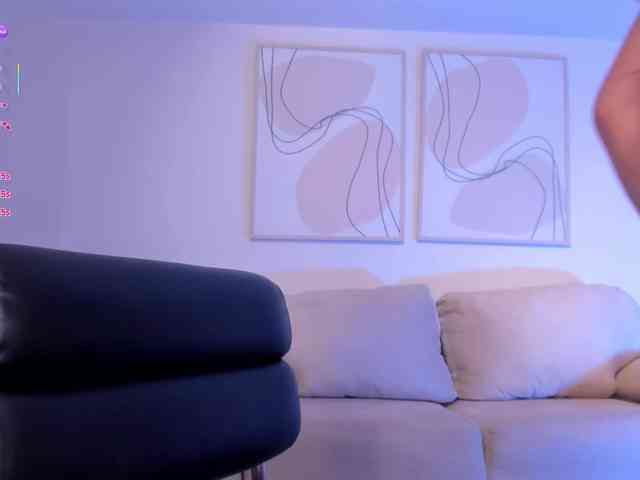 TaraLawrence Live Webcam on BongaCams