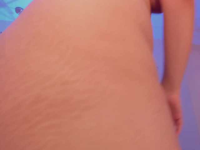 MaddisonLowe's BongaCams show and profile