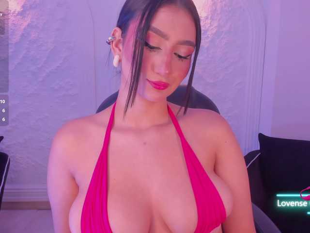 MaddisonLowe's BongaCams show and profile