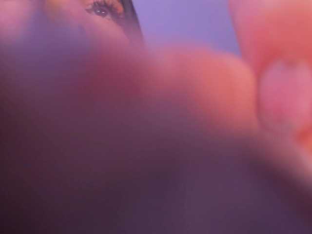 MaddisonLowe's BongaCams show and profile