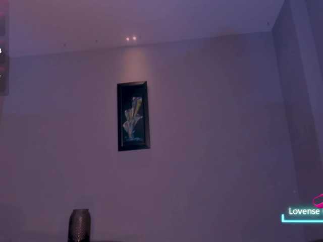 MaddisonLowe's BongaCams show and profile