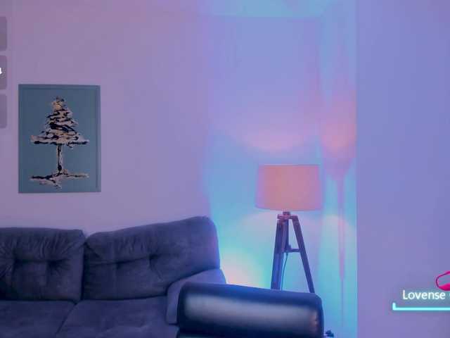 MaddisonLowe's BongaCams show and profile