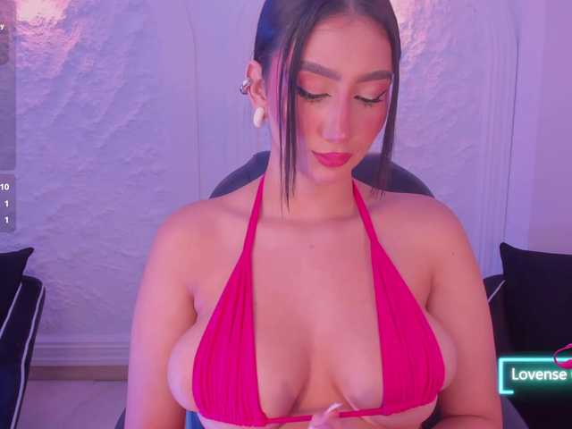 MaddisonLowe's BongaCams show and profile