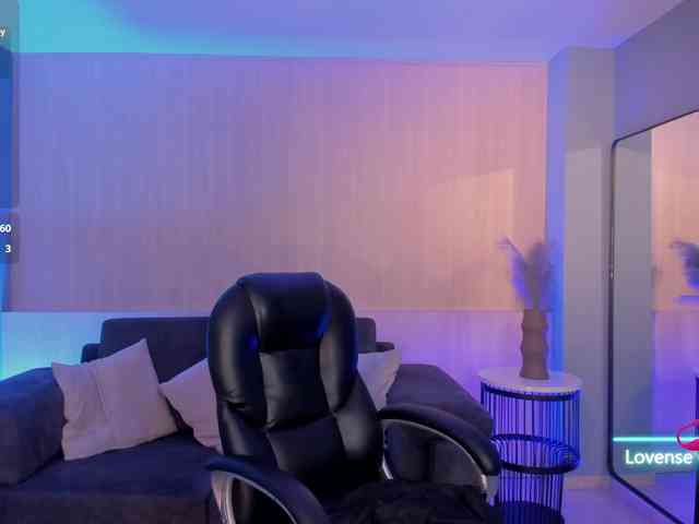 MaddisonLowe MaddisonLowe