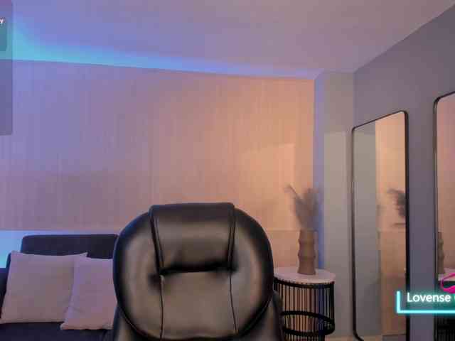 MaddisonLowe MaddisonLowe