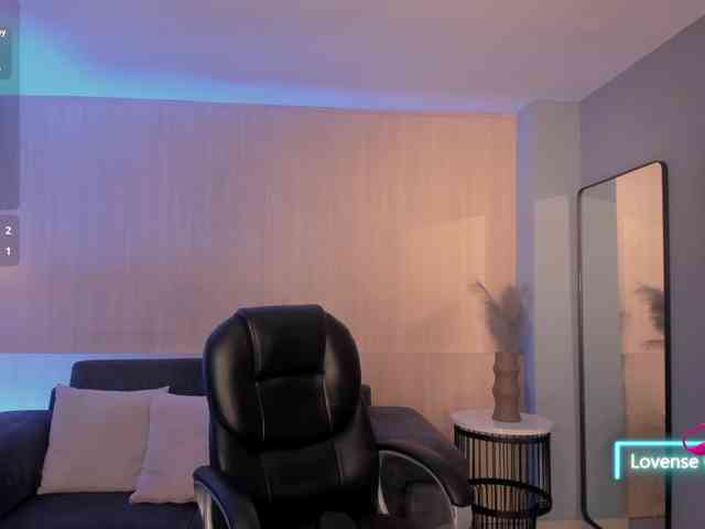 MaddisonLowe MaddisonLowe