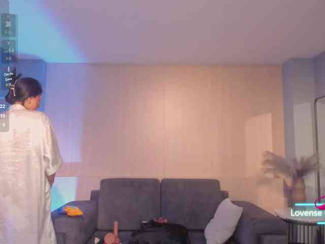 MaddisonLowe Live Webcam on BongaCams