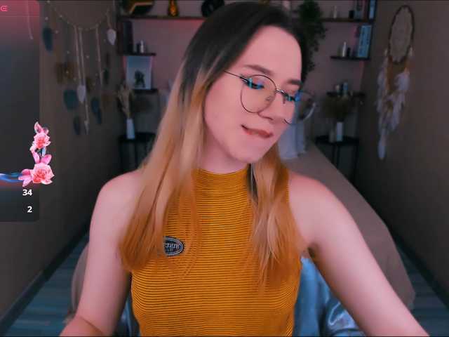 RubyBlonde webcam