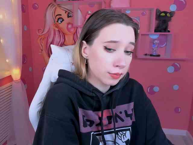RubyBlonde webcam