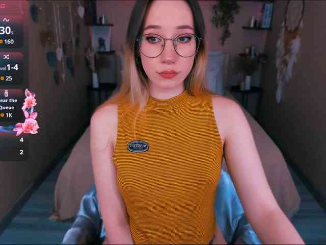 RubyBlonde webcam