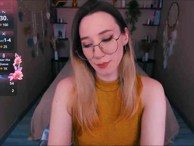 RubyBlonde webcam