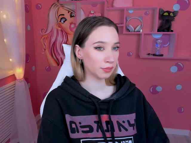 RubyBlonde webcam