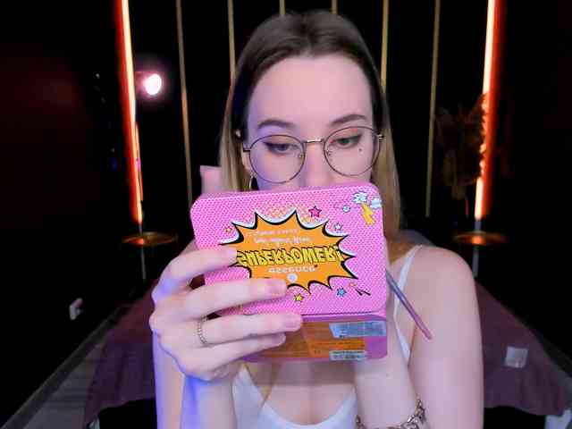 RubyBlonde webcam