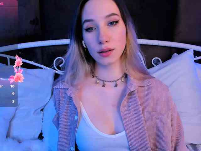 RubyBlonde webcam