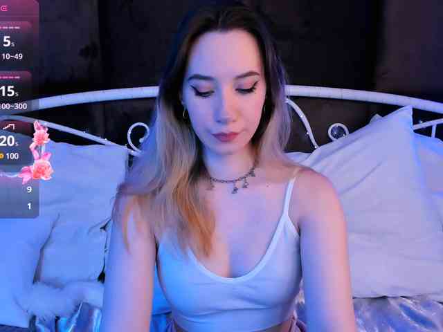 RubyBlonde webcam