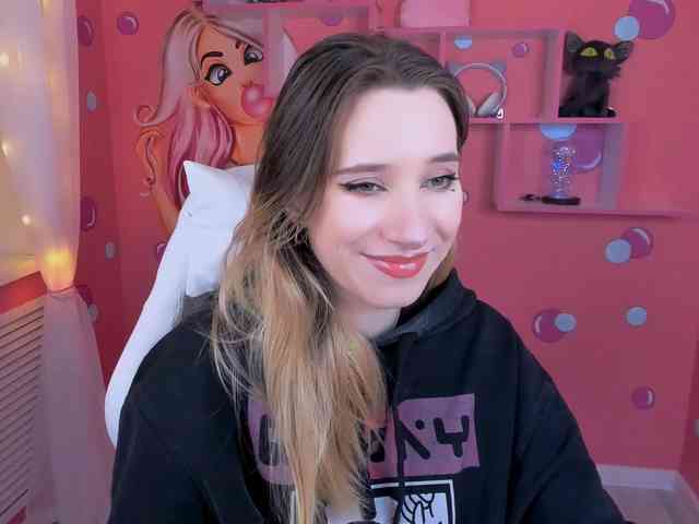 RubyBlonde webcam