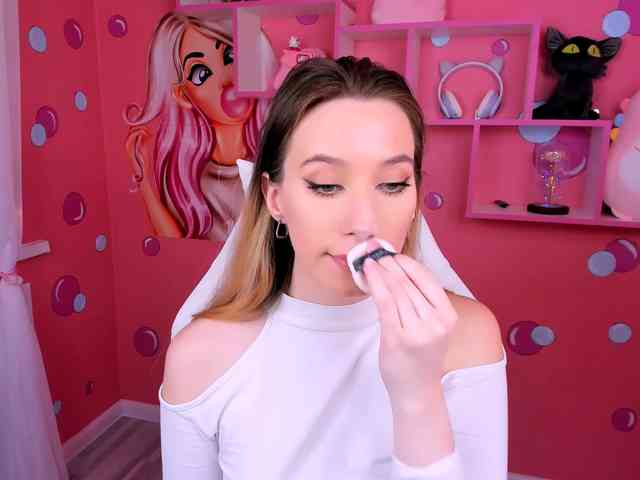 RubyBlonde webcam