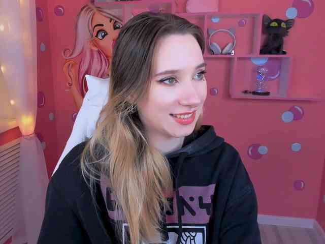 RubyBlonde webcam