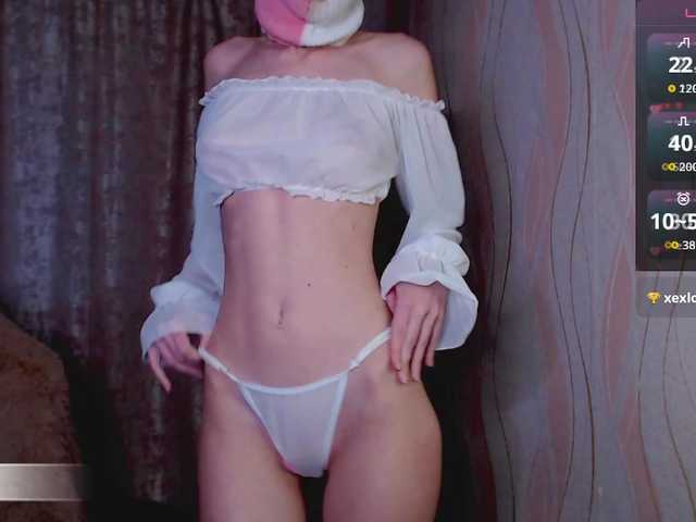 Domiiiniiicana's BongaCams show and profile