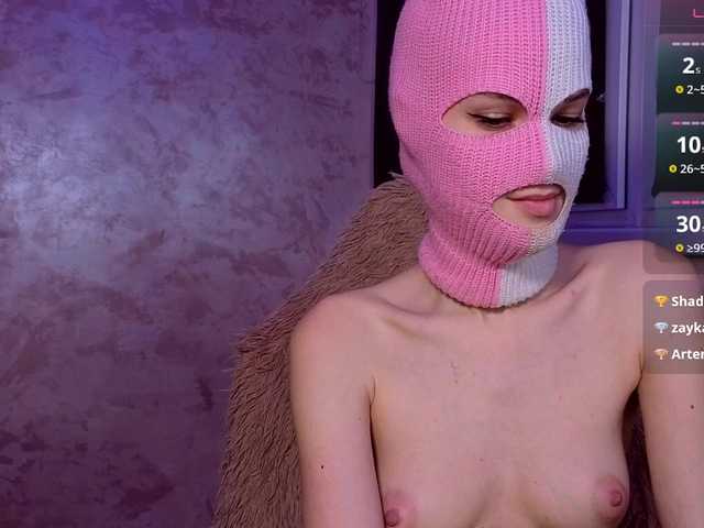 Domiiiniiicana's BongaCams show and profile