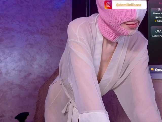 Domiiiniiicana's BongaCams show and profile