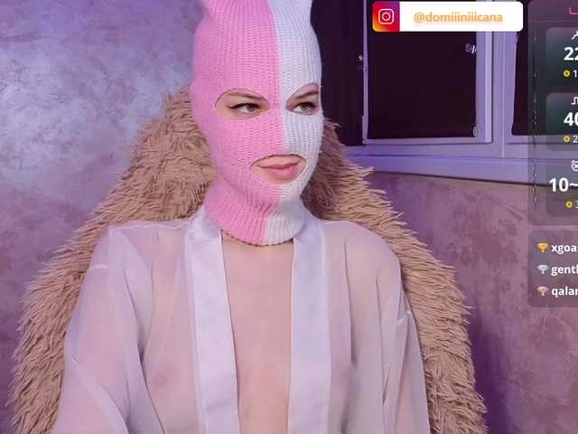 Domiiiniiicana's BongaCams show and profile