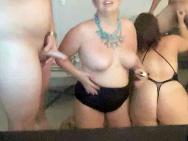 FilthyFriends69 webcam