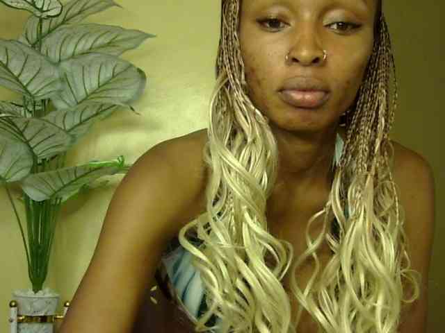pretty-k webcam