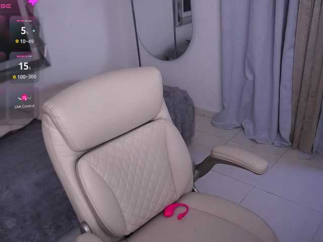 AlondraSparrow's BongaCams show and profile