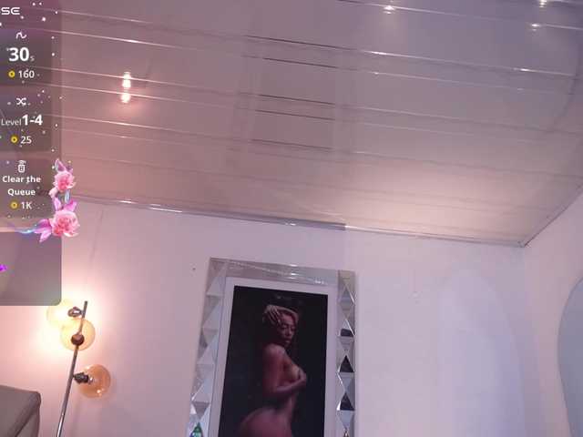 AlondraSparrow's BongaCams show and profile