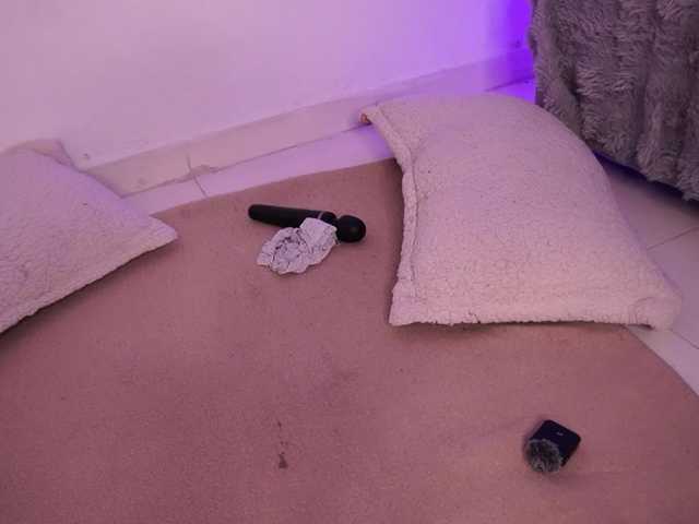 AlondraSparrow's BongaCams show and profile