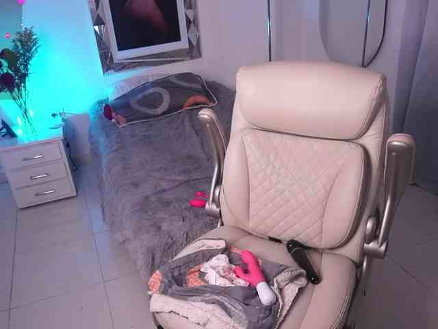 alondrasparrow webcam