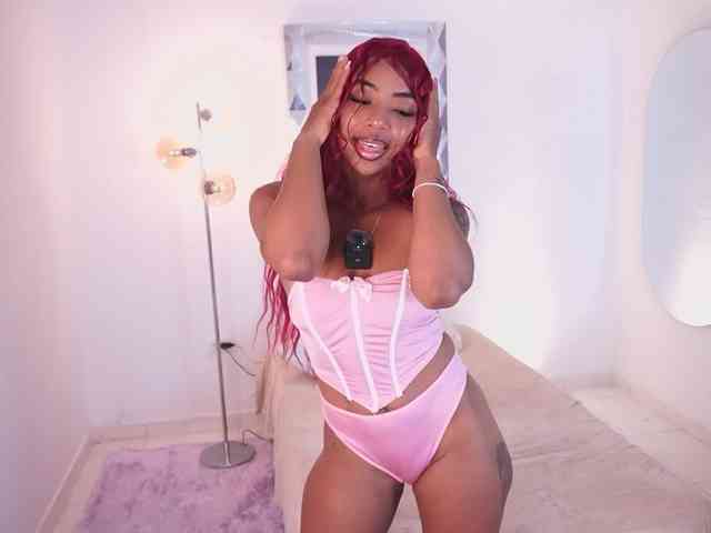 alondrasparrow Live Webcam on BongaCams