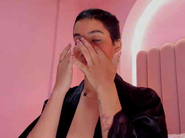 ZoeHerrera Live Webcam on BongaCams