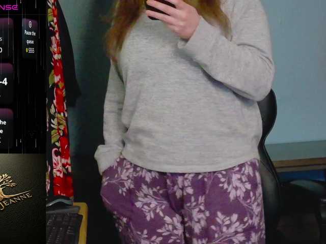 TreeJeanne's BongaCams show and profile