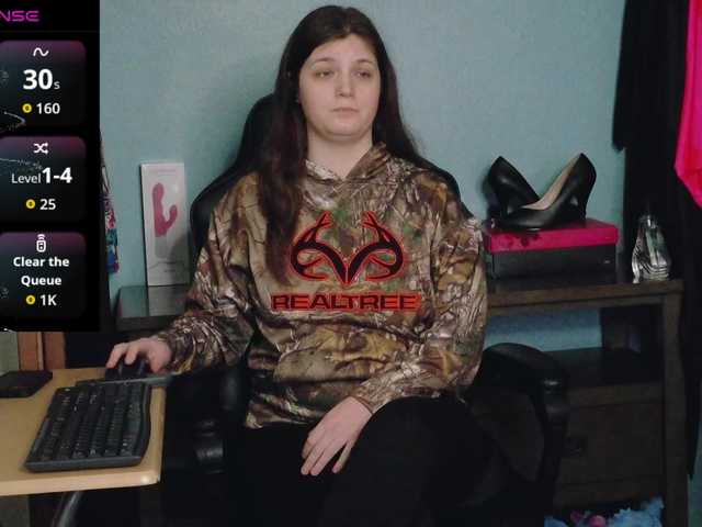 TreeJeanne's BongaCams show and profile