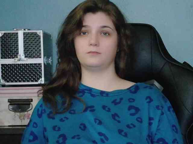 nude live web cam TreeJeanne