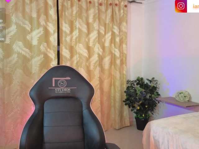 hina-tay's BongaCams show and profile